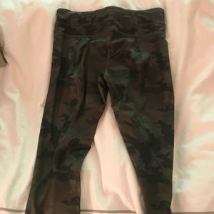 Camo Lulu Lemon leggings